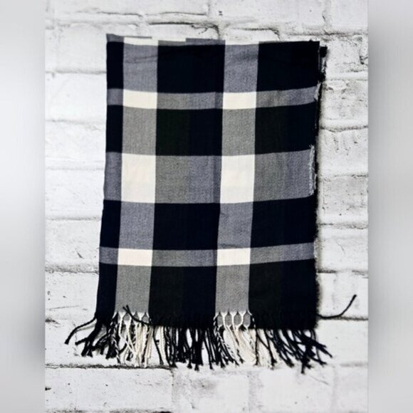 Plush Blue and black Gray Plaid Scarf Cozy Warm Winter Shawl Oversize - Picture 5 of 11